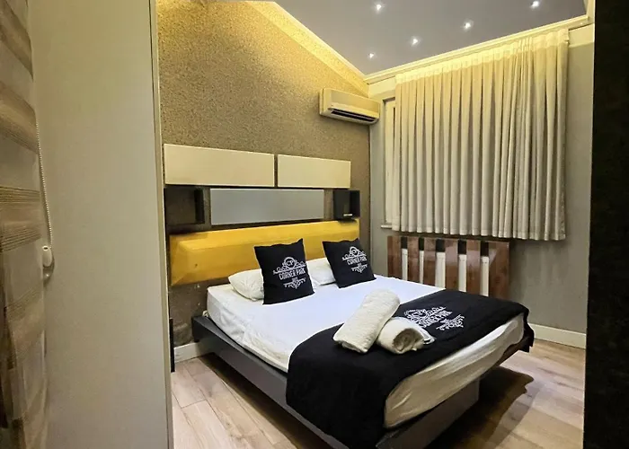 酒店 The Sisli Luxury Corner 3*