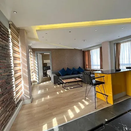 Отель The Sisli Luxury Corner 3*