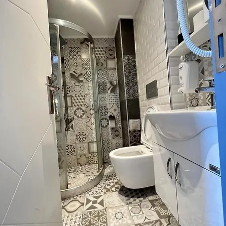 Отель The Sisli Luxury Corner 3*